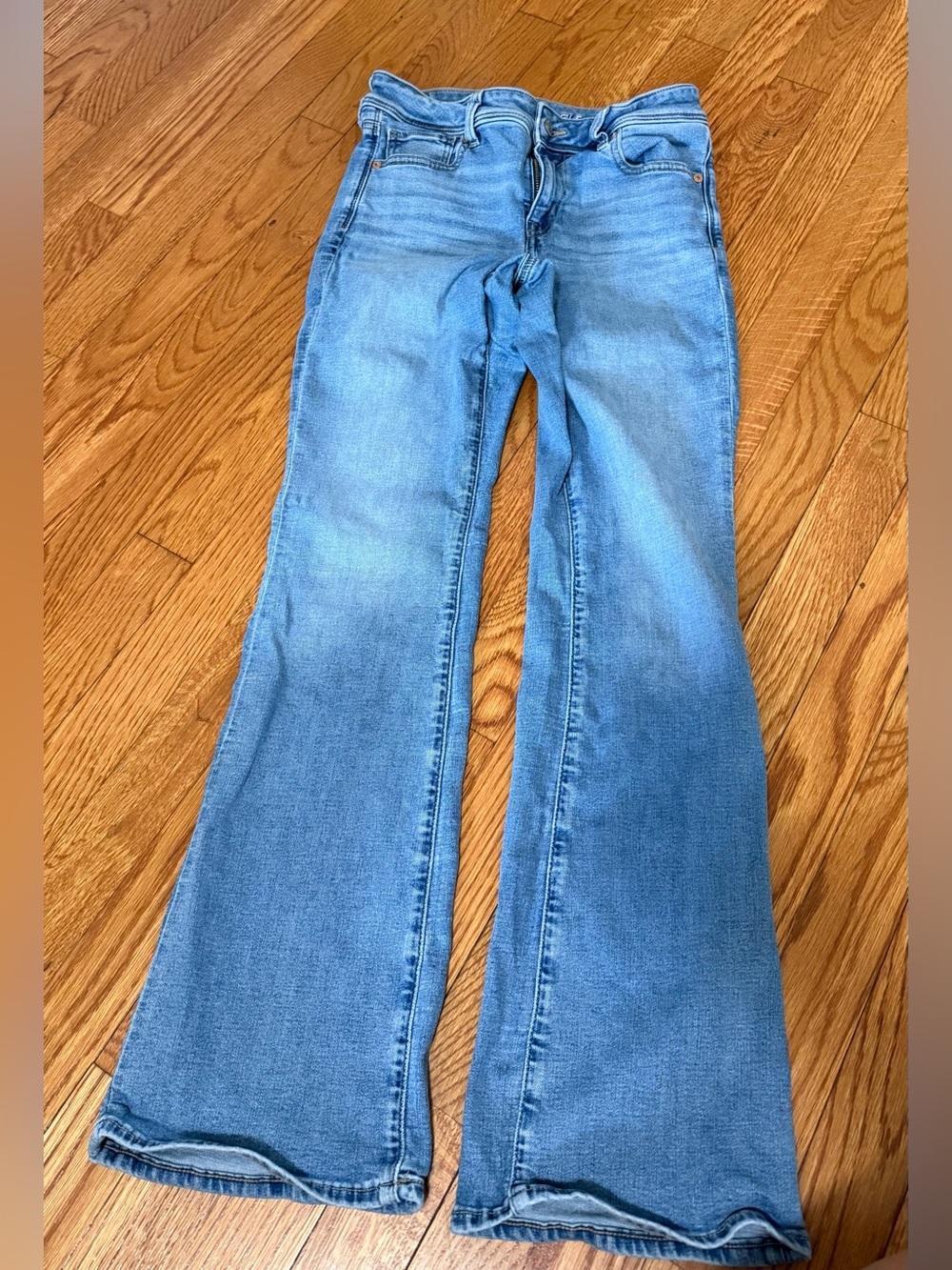 American Eagle Outfitters Women's Light Blue Kickboot Jeans